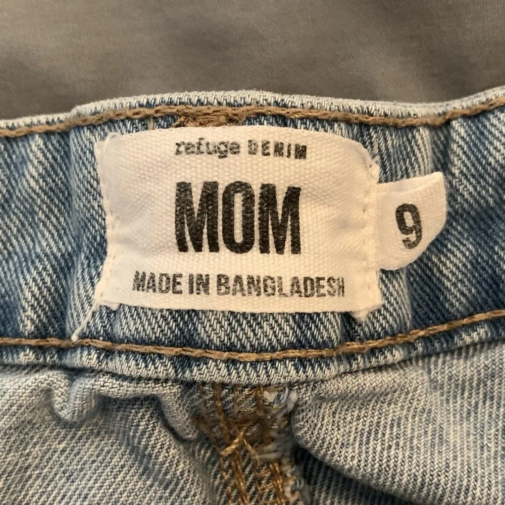 Refuge Denim Shorts Juniors 9 Blue High Rise Distressed Mom Cutoff Frayed Hem